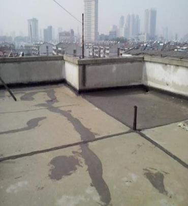 乐山漏水维修 楼顶漏水是什么原因，楼顶漏水维修方法是什么?